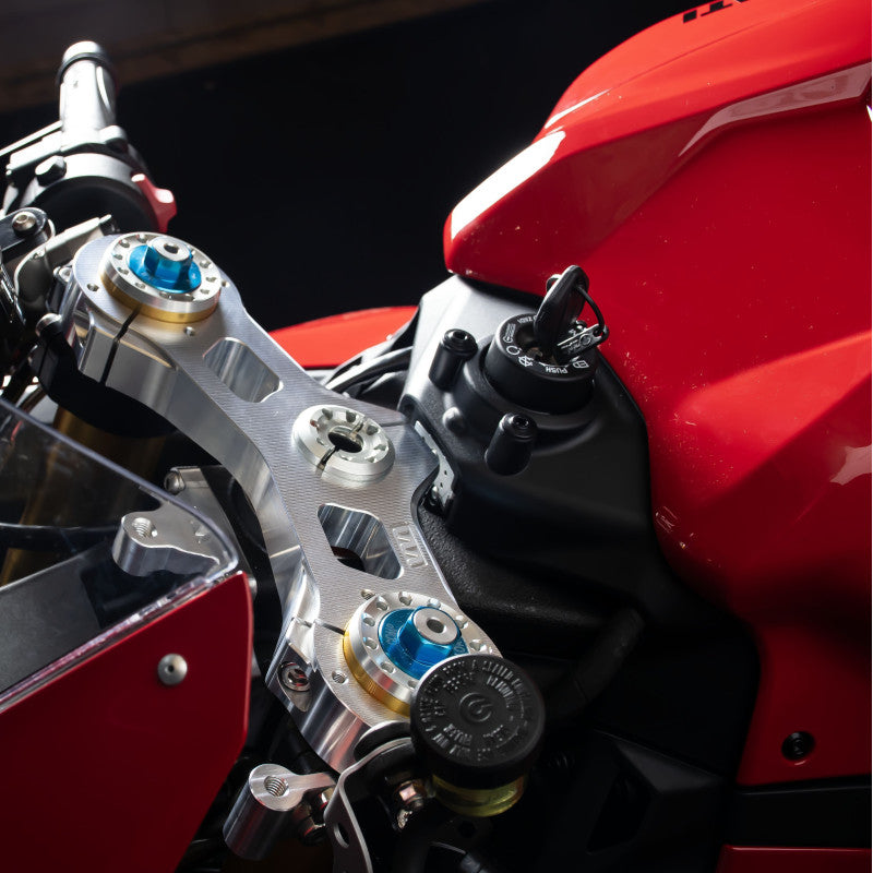 Racing triple clamp for Panigale V2/S 2025+